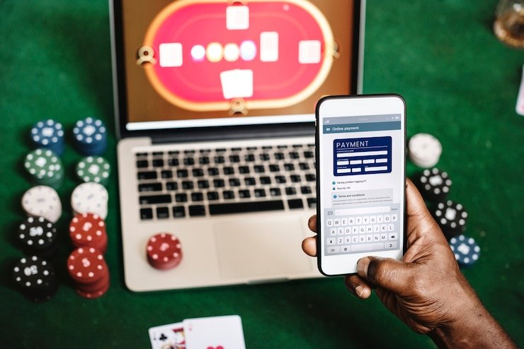 Meja Roulette Live Casino pecah11 dengan dealer profesional dan roda roulette standar